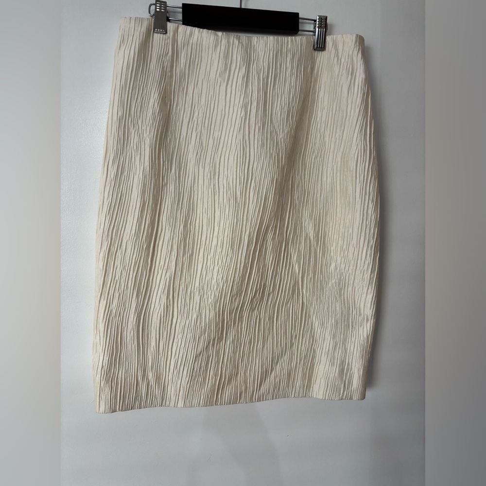 Vintage Valentino Made in Italy Cream Crinkle Skirt Unknown Size